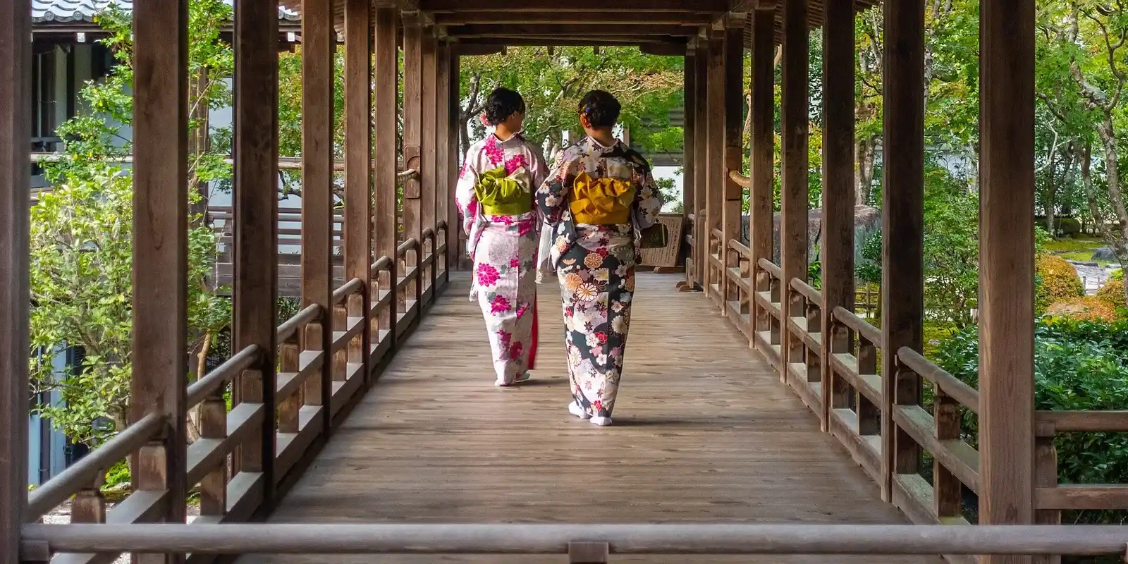 Is It Cultural Appropriation to Wear a Kimono in Japan? What Japanese People Actually Think