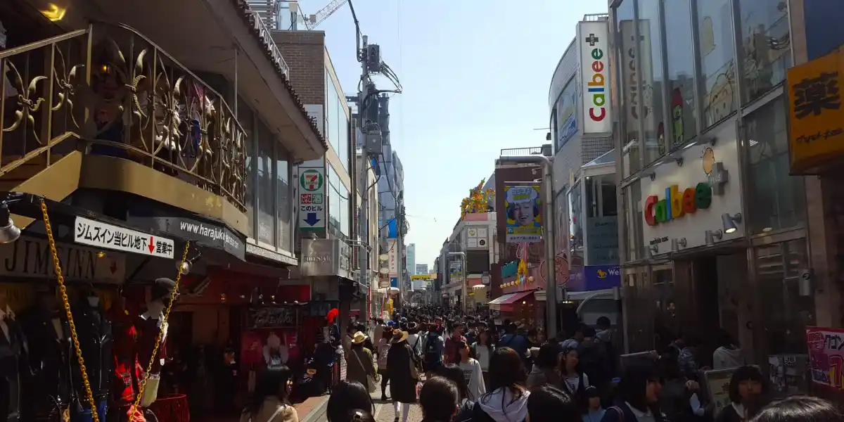 What to Wear in Japan — What Japanese People Actually Notice (And What They Don't)
