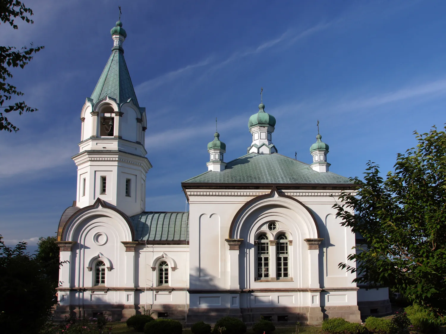 The Hakodate Orthodox Church on the Motomachi hillside, its white walls topped with green onion domes