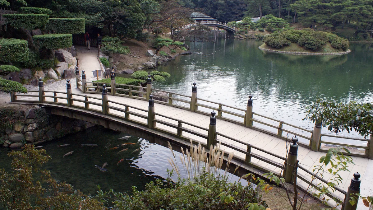 Ritsurin Garden — The Masterpiece Japan Left Off Its Famous List, Because Its Best View Is the Walk